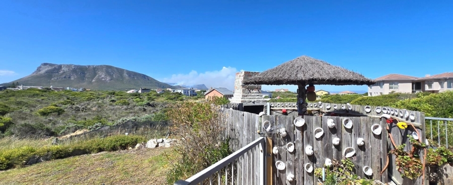 5 Bedroom Property for Sale in Kleinbaai Western Cape